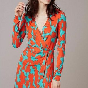 DVF Banded Julia Dress in Eylan Bold Red Print EUC